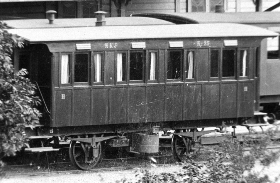 NKJ B 25 i Nora runt förra sekelskiftet. Foto: Järnvägsmuseum